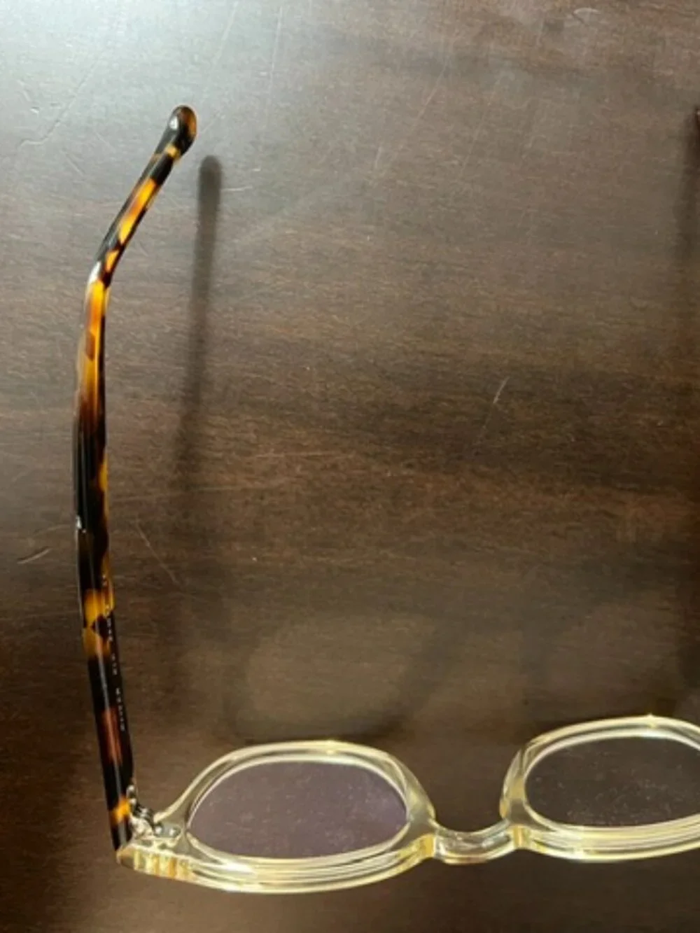 Reading glasses - clear and tortoise - Picture 4 of 10